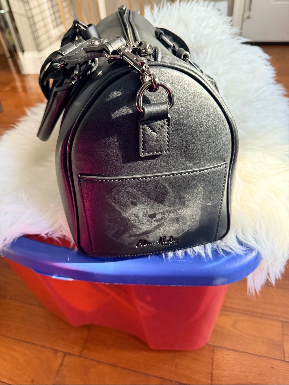 Glamaholic Black Leather Barrel Bag - Women